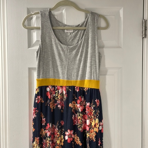 Maxi dress - Picture 1 of 2